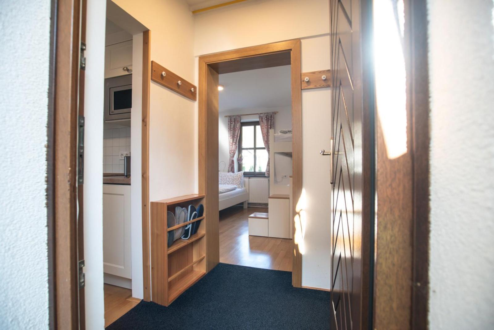 Pritlicni Apartma Hribovc Z Atrijem 크라니스카고라 외부 사진